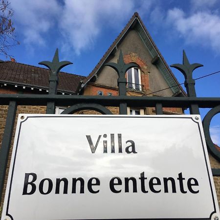 Donchery Villa Bonne Entente מראה חיצוני תמונה